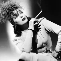 A Collection of Photos Feat. Hollywood Actresses With Cigarette Holders