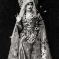 Lady Hazel Lavery by Emil Otto Hoppé (1916)
